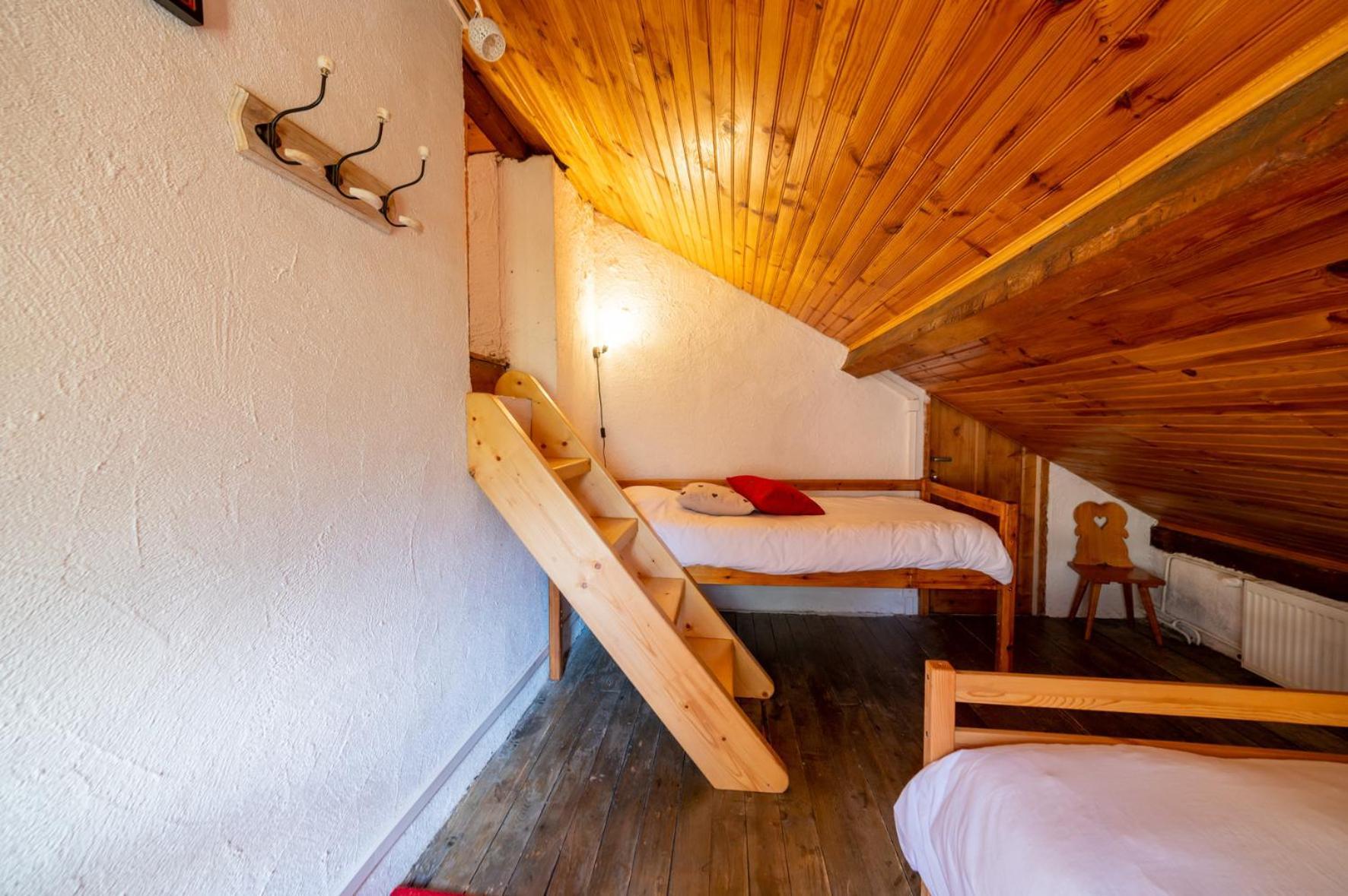 Les Primeveres Saint-Jean-Saint-Nicolas Экстерьер фото